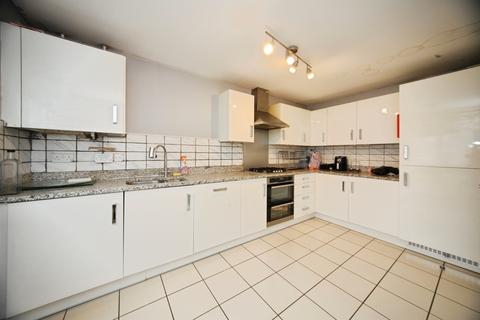 undefined, Verde Close, Luton