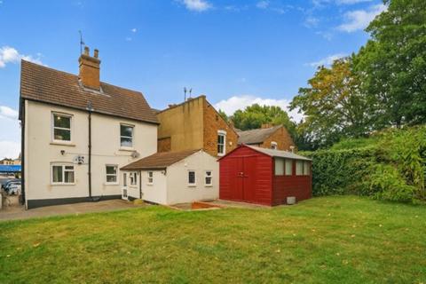 undefined, Alma Road, St. Albans