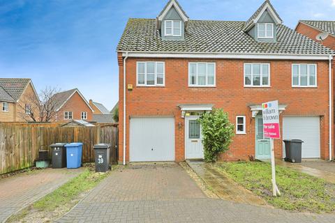 3 bedroom semi-detached house for sale, Caddow Road, Norwich