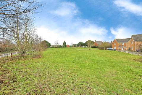 3 bedroom semi-detached house for sale, Caddow Road, Norwich