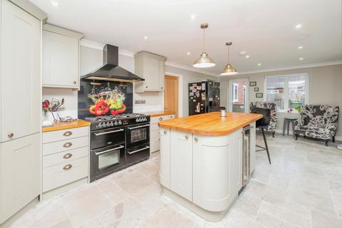 4 bedroom detached house for sale, Whitwell Road, Reepham, Norwich