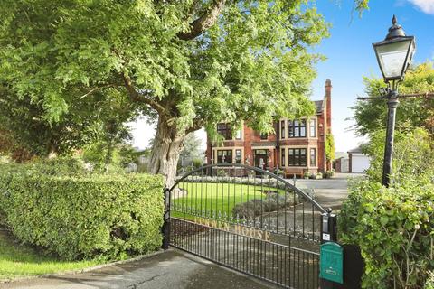 4 bedroom detached house for sale, Walkerith Road, East Stockwith, Gainsborough