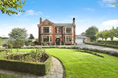 4 bedroom detached house for sale, Walkerith Road, East Stockwith, Gainsborough