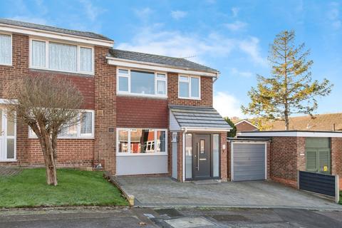 undefined, Aintree Road, Royston