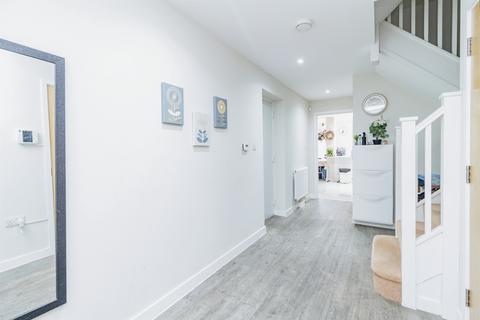 4 bedroom semi-detached house for sale, Broughton Grounds Lane, Brooklands, Milton Keynes