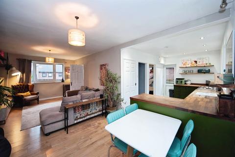 2 bedroom semi-detached house for sale, Bishops Close, Nettlestead, Maidstone