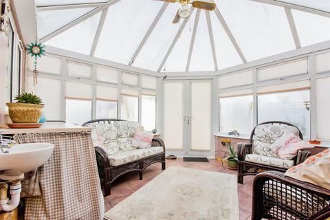 2 bedroom detached bungalow for sale, Rectory Road, Ruskington, Sleaford