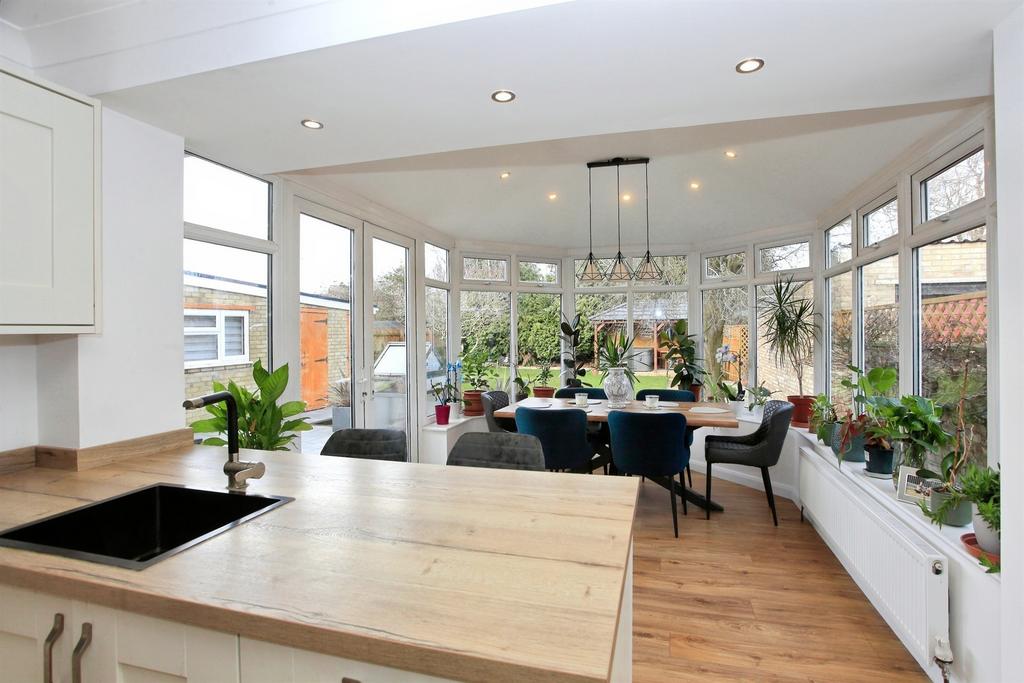 Dining / Sun Room