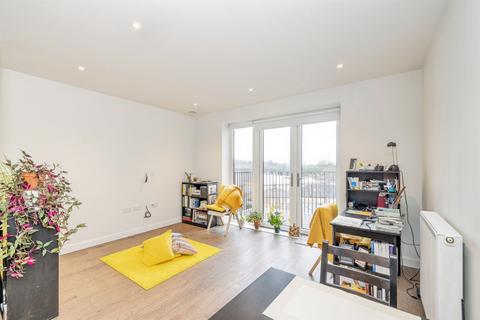 1 bedroom apartment for sale, Frogmore Avenue, Watford