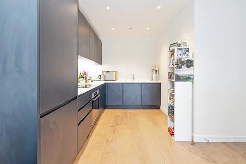 1 bedroom apartment for sale, Frogmore Avenue, Watford