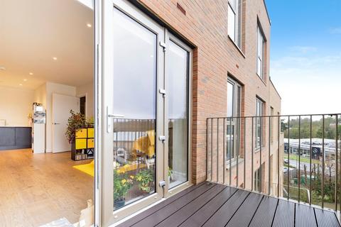 1 bedroom apartment for sale, Frogmore Avenue, Watford