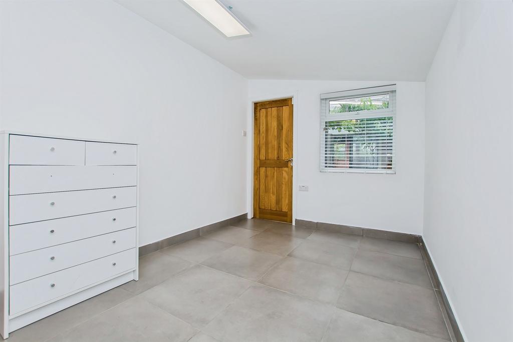 Office/ Gym/ Games Room
