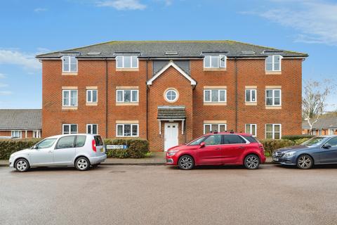 2 bedroom flat for sale, Vixen Court, Hatfield