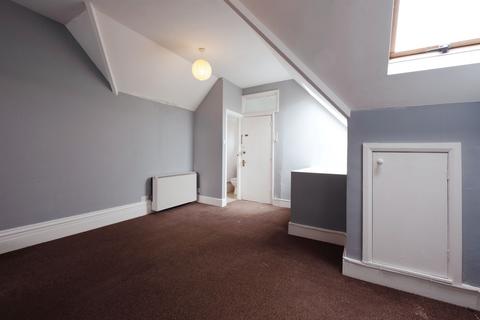 2 bedroom flat for sale, Esplanade, Seaford