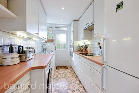 3 bedroom apartment for sale, St Leonards Road, London