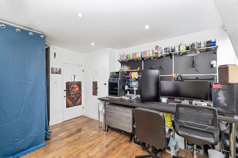 2 bedroom apartment for sale, Rickmansworth Road, Watford