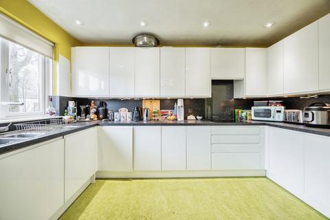 4 bedroom detached house for sale, Main Street, Thornhill, Stirling