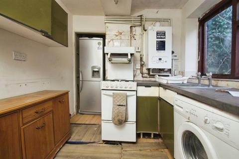 2 bedroom end of terrace house for sale, Ystrad Road, Pentre