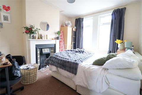 4 bedroom terraced house for sale, Maybrick Road, Oldfield Park, Bath, BA2
