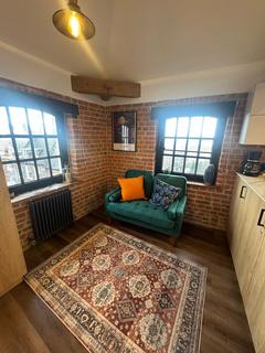 Studio to rent, Flat 4, The Warehouse, High Street PE21 8SP