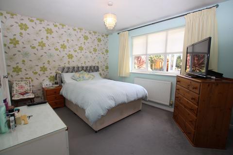 3 bedroom bungalow for sale, Harpers Way, Clacton-on-Sea