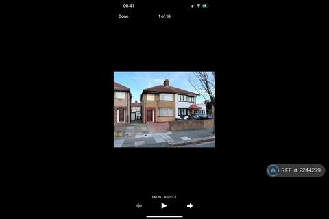 3 bedroom semi-detached house to rent, Alderney Gardens, Northolt, UB5