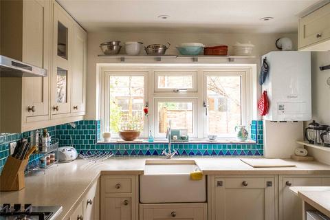 3 bedroom terraced house to rent, Burnaby Street, Chelsea, SW10