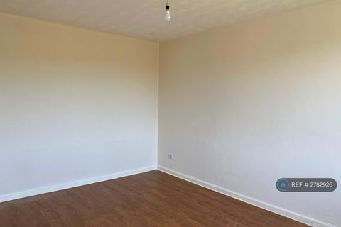 2 bedroom flat to rent, Falkirk Road, Glen Village, Falkirk, FK1