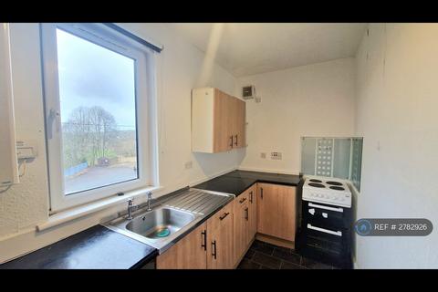 2 bedroom flat to rent, Falkirk Road, Glen Village, Falkirk, FK1