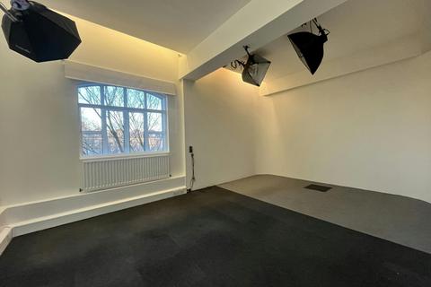 Office to rent, 36 Woodstock Grove London W12 8LE