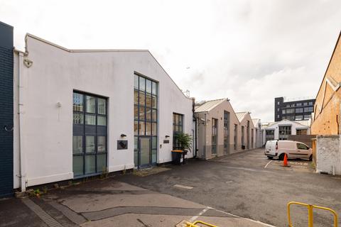 Office to rent, 2 Vencourt Pl London W6 9LX