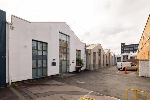 Office to rent, 2 Vencourt Pl London W6 9LX