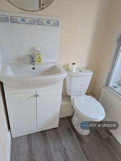 2 bedroom end of terrace house to rent, Firedrake Croft, Coventry, CV1