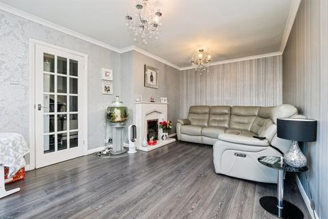 3 bedroom end of terrace house for sale, Morgan Way, Rainham