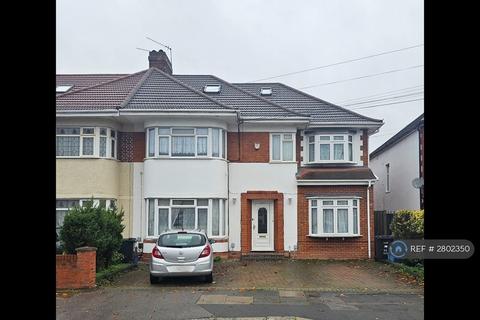 4 bedroom flat to rent, Ilford, Ilford, IG2