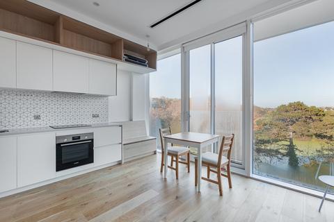 1 bedroom apartment to rent, Vonder Parkside, Great West Road TW8