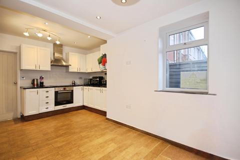 2 bedroom terraced house for sale, Wathen Road, WARWICK