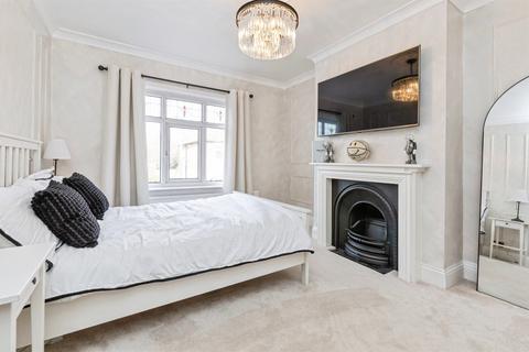 3 bedroom semi-detached house for sale, Hawthorn Avenue, Billingham