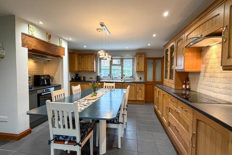 undefined, Snetterton North End, Snetterton, Norwich, Norfolk, NR16 2LD