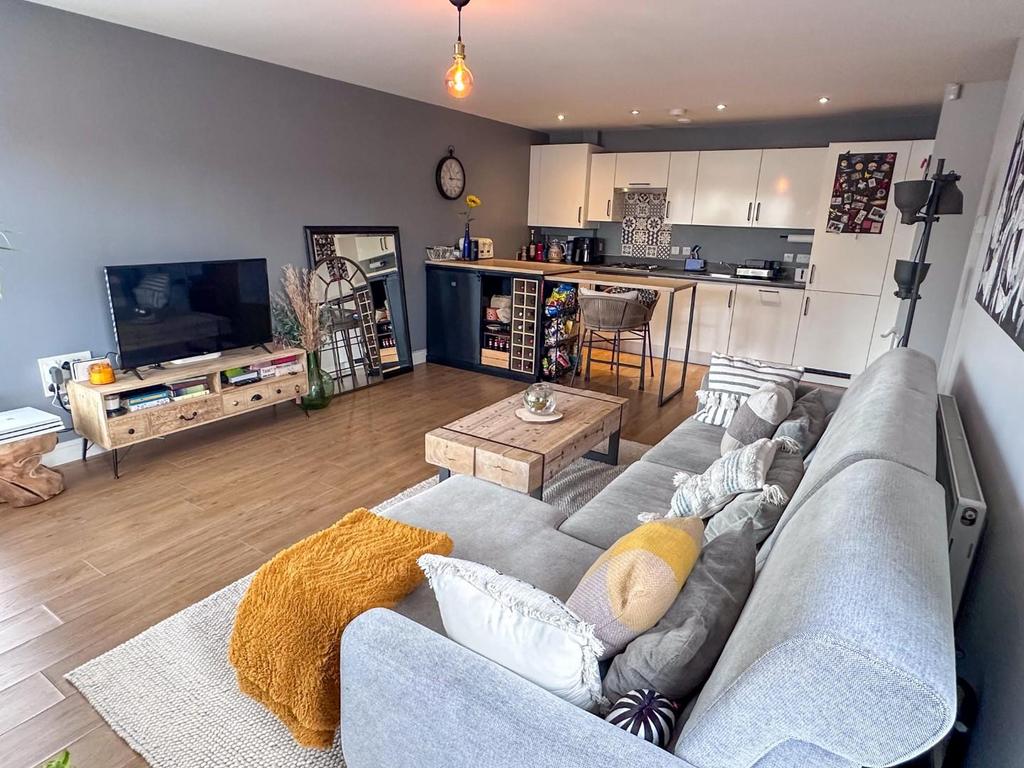 Apartment in Stockport - View 2