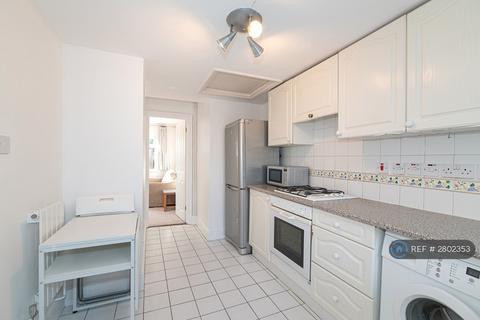 undefined, Grasmere Avenue, London, SW19