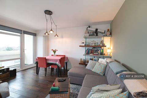 1 bedroom flat to rent, Kimpton House, London, SW15