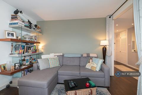 1 bedroom flat to rent, Kimpton House, London, SW15