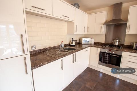 2 bedroom flat to rent, Enville Road, Kinver, Stourbridge, DY7