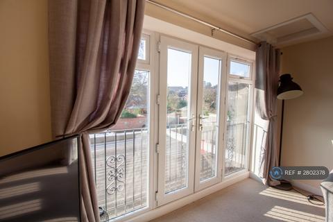 2 bedroom flat to rent, Enville Road, Kinver, Stourbridge, DY7