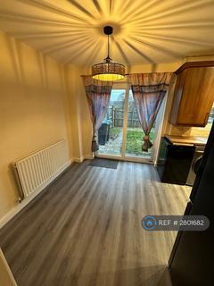 3 bedroom end of terrace house to rent, Wesley Court, Langley Moor, Durham, DH7