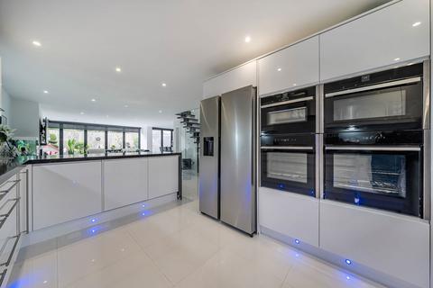 undefined, Lewing Close, Orpington BR6