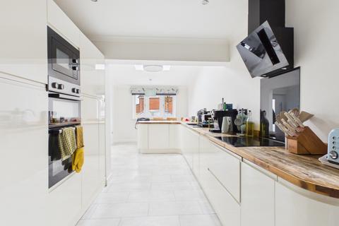 4 bedroom detached house for sale, Southwell Gardens, Ashton-under-Lyne, OL6 8XS
