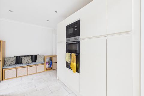 4 bedroom detached house for sale, Southwell Gardens, Ashton-under-Lyne, OL6 8XS