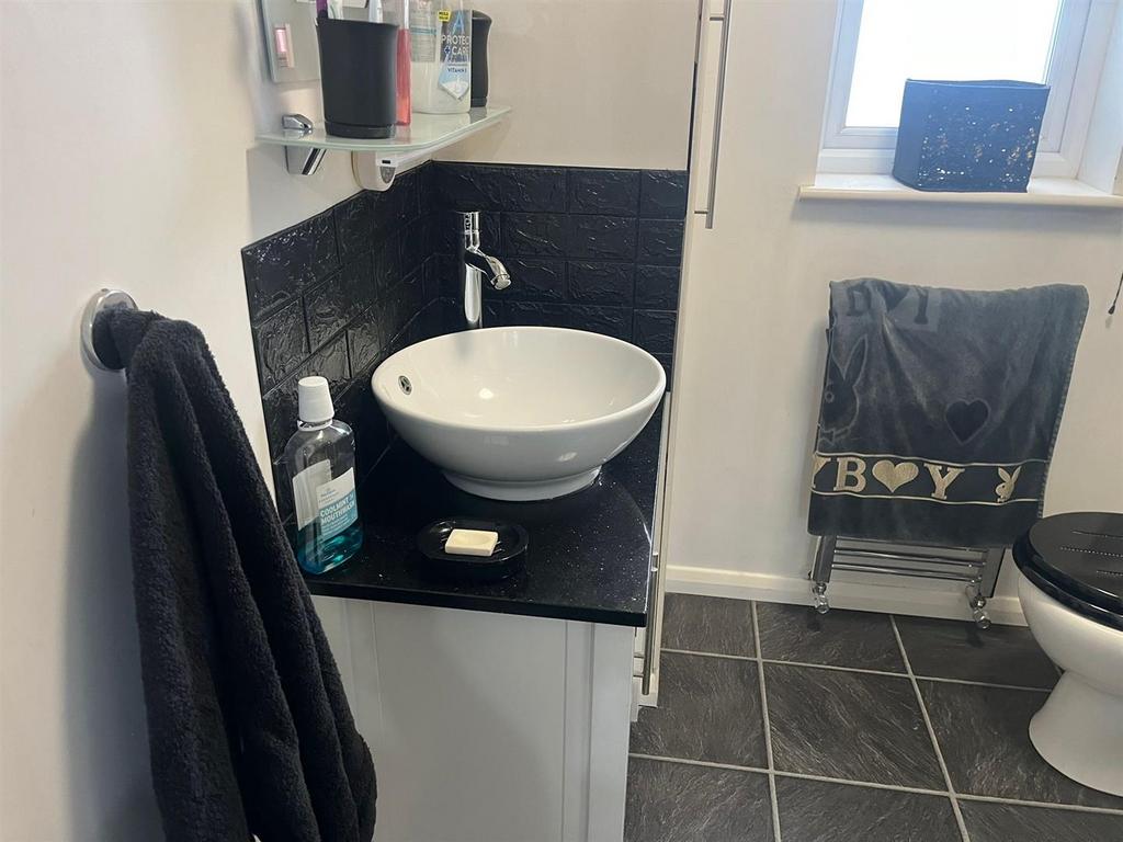 Ensuite